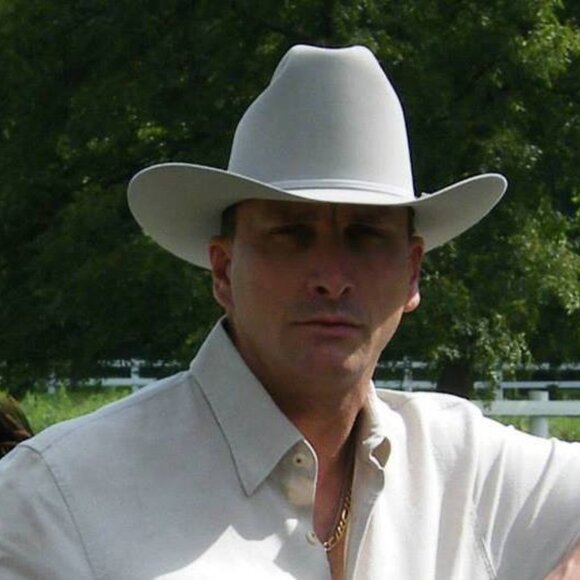 Meet your Posher, William - Picture 2 of 16